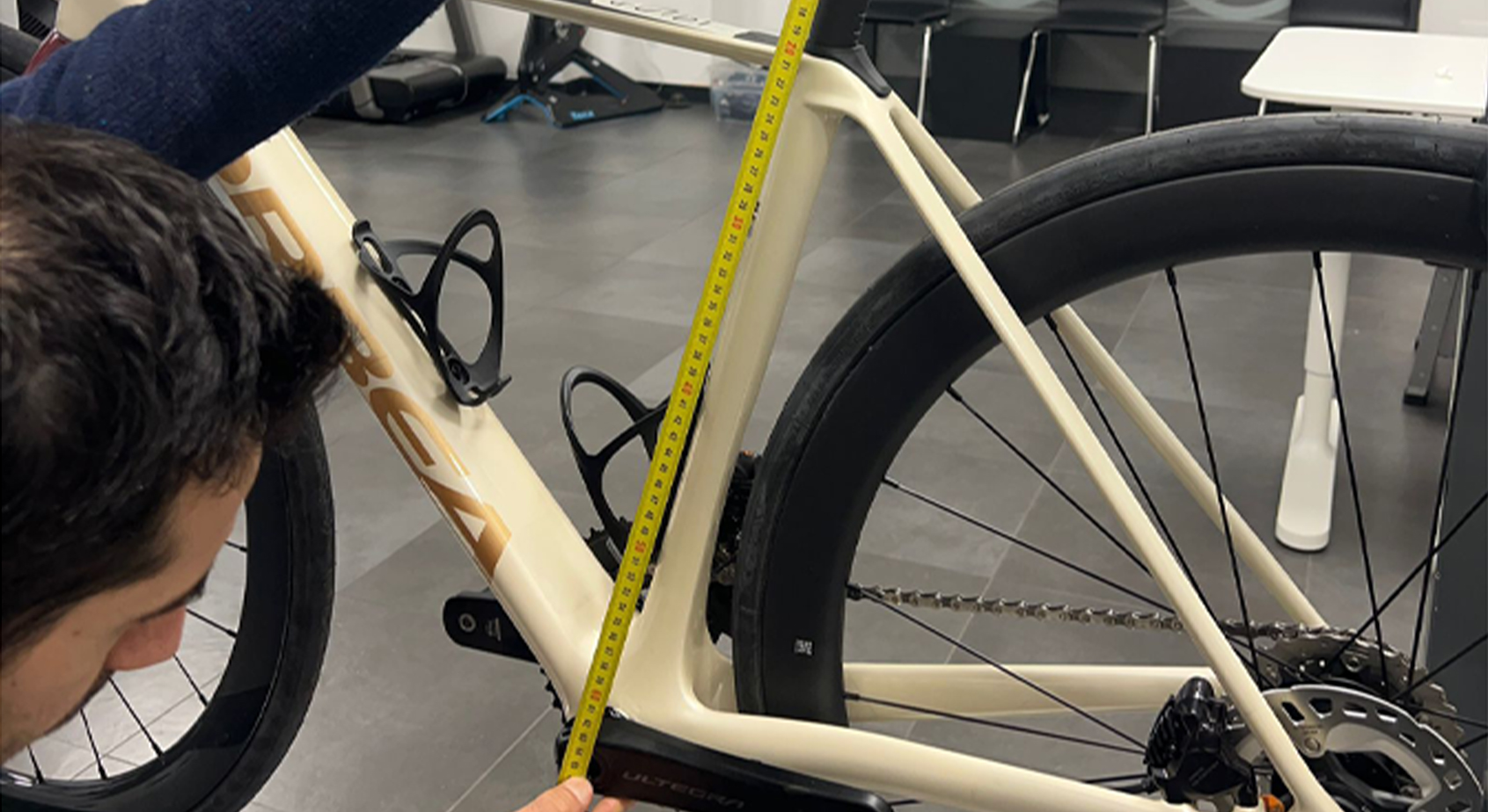 Sella BMX PRO+ Vinile Rosso – Stile Classico E Comodo Per Bici Da Stunt