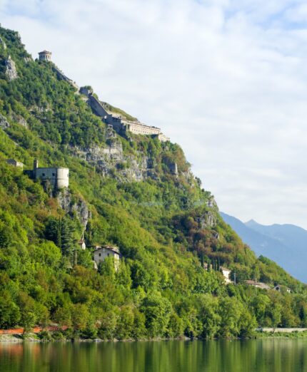 Lago d'Idro, Rocca d'Anfo