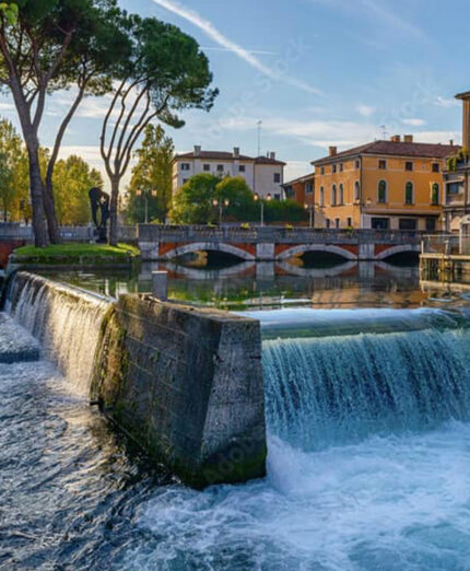 Treviso, centro, canali, acqua, cascata