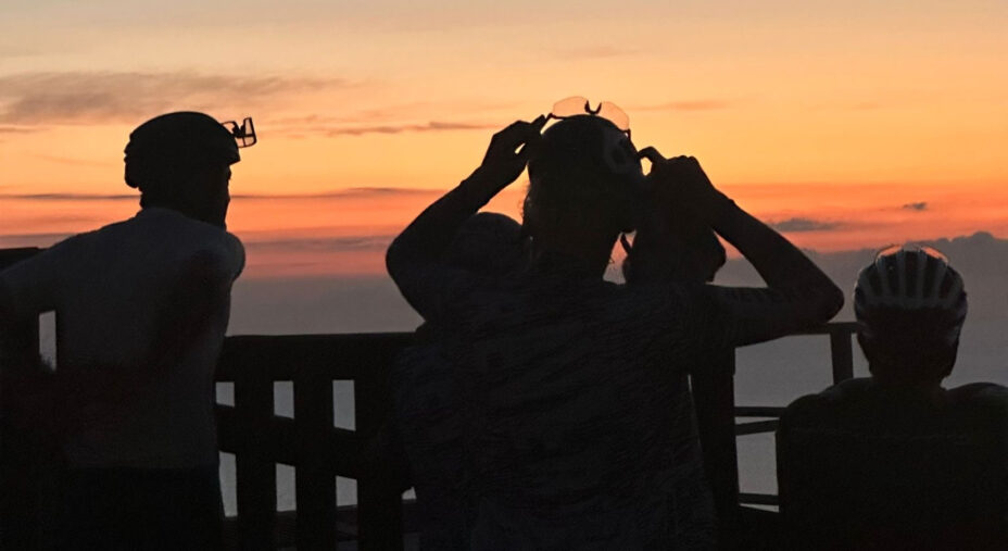 Jeroboam Mallorca, ciclisti al tramonto