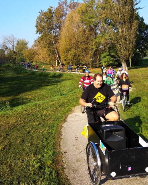 Festival Ciclista Lento a Ferrara, Foddis guida la pedalata più lenta del mondo