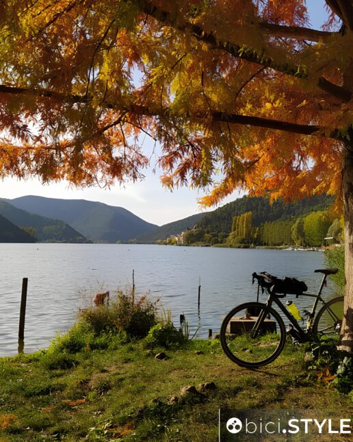 Lago di Piediluco, autunno