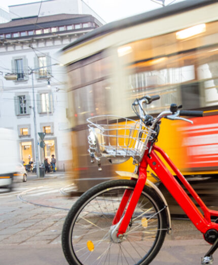 L'abbonamento BikeMi, se abbinato a quello ATM, è fortemente scontato. Un'accoppiata ideale per girare la città