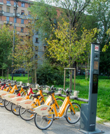 C'è una richiesta sempre maggiore dai vari municipi milanesi per nuove stazioni di parcheggio bici