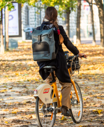 L'articolo dell'Economist sottolinea la diffusione del bike sharing nelle grandi metropoli