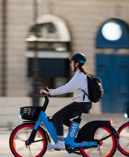 L'evoluzione del cicloturismo passa anche per la sempre più prepotente diffusione delle ebike
