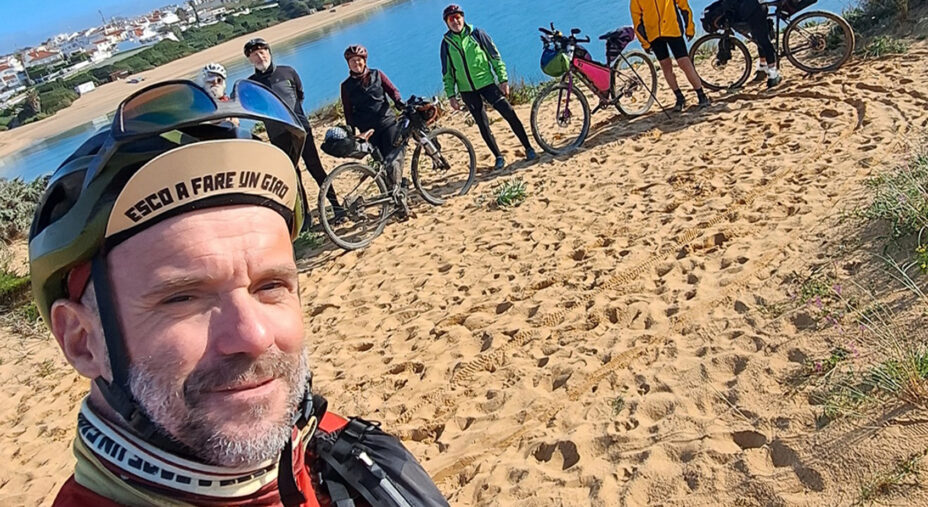 Stefano Scapitta, piemontese di 56 anni, appassionato di viaggi offroad ha lanciato il sito nel giugno scorso