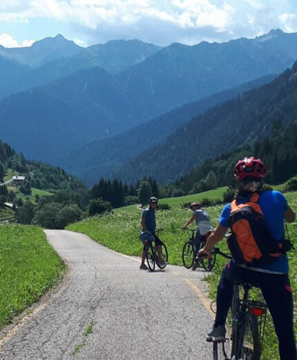Un tracciato attraverso la Val di Sole privilegiando bici da strada o gravel (percorso e foto Chiara Canali)