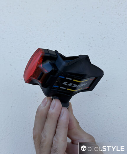 La sicurezza e la visibilità del ciclista passano anche dai pedali