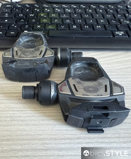 La sicurezza e la visibilità del ciclista passano anche dai pedali