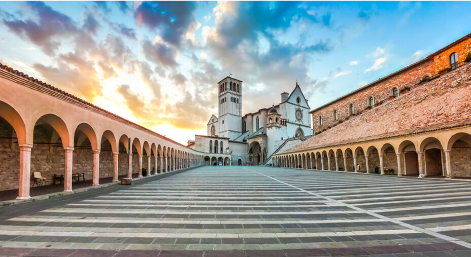 Cammino Francescano della Marca, da Assisi ad Ascoli Piceno, (depositphotos.com)