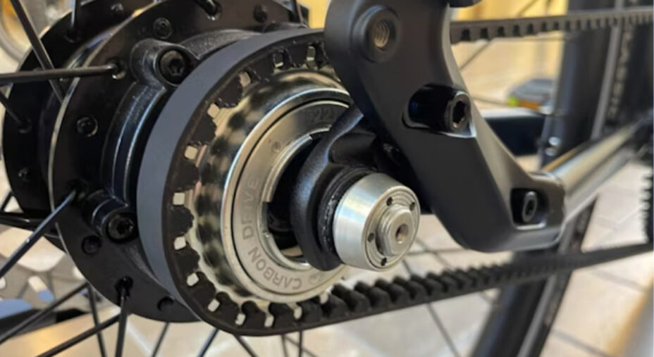 cinghia o catena trasmissione