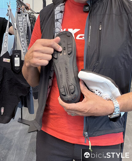 Gregarius Adventure, le nuove calzature off-road di Q36.5. Senza estremizzazioni, tanto comfort, senza perdere di vista la termoregolazione