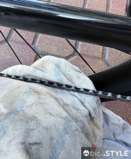 Il detergente spray pratico e funzionale è Pulitel di Spryke