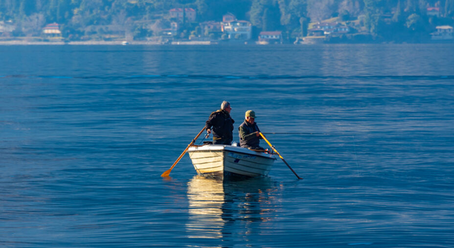 Pescatori sul Lago di Como (depositphotos.com)