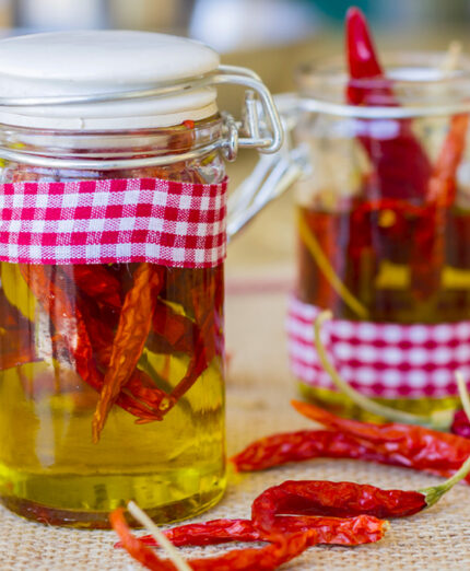 Peperoncino, alimentazione, benessere, olio piccante (depositphotos.com)