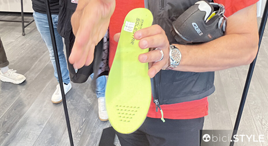 Gregarius Adventure, le nuove calzature off-road di Q36.5. Senza estremizzazioni, tanto comfort, senza perdere di vista la termoregolazione