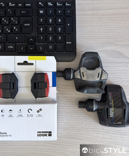 La sicurezza e la visibilità del ciclista passano anche dai pedali