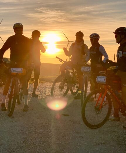 Molise Trail, ciclisti all'alba