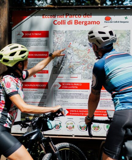 Ciclovia dei Colli e del Brembo, ciclisti e mappa