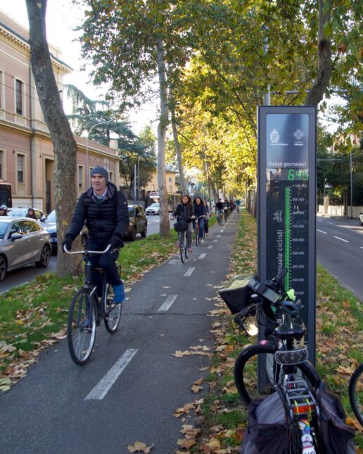 Bologna Città 30, contaciclisti