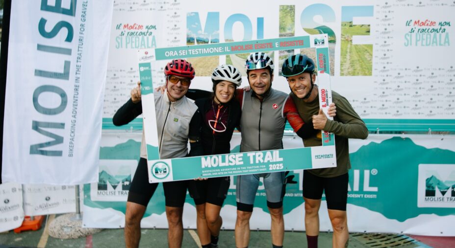 Molise Trail, ciclisti finisher, arrivo
