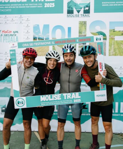 Molise Trail, ciclisti finisher, arrivo