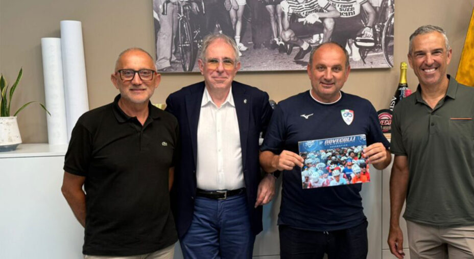 Gianni Cantini (il primo da sinistra), nominato responsabile della Commissione Amatori della FCI