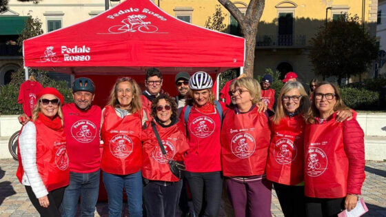 Pedale Rosso, Bettini e un messaggio per aiutare le donne