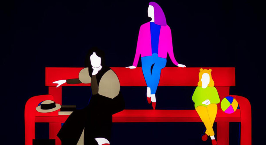 La panchina rossa, installazione artistica intitolata "L'Attesa" del Maestro Marco Lodola