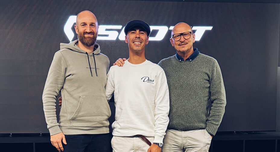 Il rapporto fra la Scott e Marco Aurelio Fontana (al centro) si prolunga per un nuovo biennio