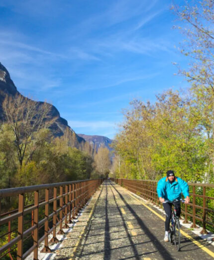 La posizione della struttura è a pochi passi dalla Ciclovia Alpe Adria, Oscar del Cicloturismo 2024