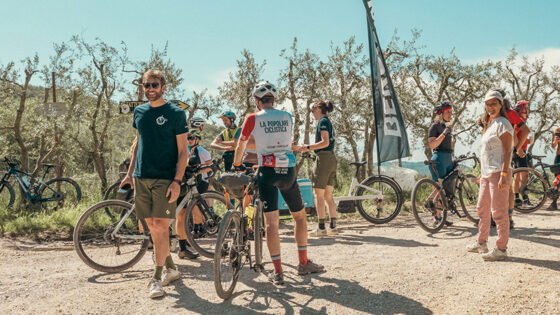 Il ristoro volante di Bergamont appare quando meno te lo aspetti (foto Francesco Nardi)