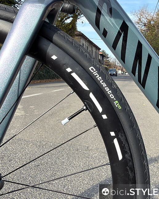 Il test completo del Pirelli Cinturato Evo TLR (sezione da 30)