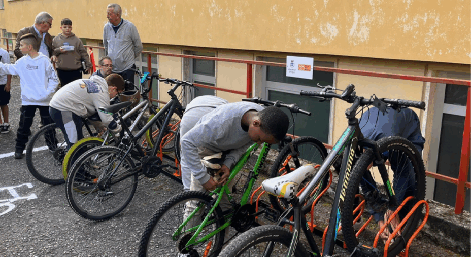 Cittiglio, iniziativa, rastrelliere per la scuola secondaria