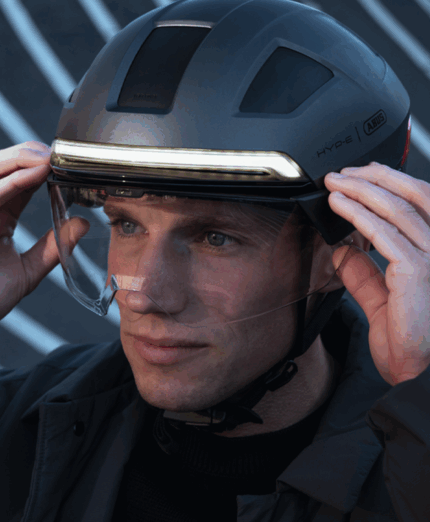 Abus Hyp-E, casco, commuting, visiera, led