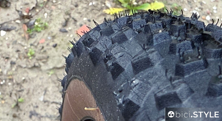 Vredestein Aventura Grezzo, il tubeless gravel che morde