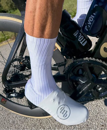 Moreno Moser, posizione delle tacchette, biomeccanica (immagine Instagram)