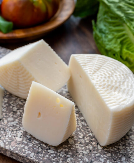 Il pecorino tuttavia può essere consumato anche fresco (depositphotos.com)