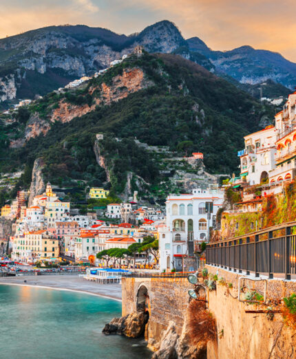 Proprio nel 1997, a Costiera Amalfitana è stata inserita nel Patrimonio dell'Unesco (depositphotos.com)