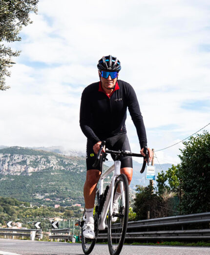 Stefano Garzelli è stato un professionista dal 1997 al 2013. Oggi è opinionista tecnico di Rai Sport