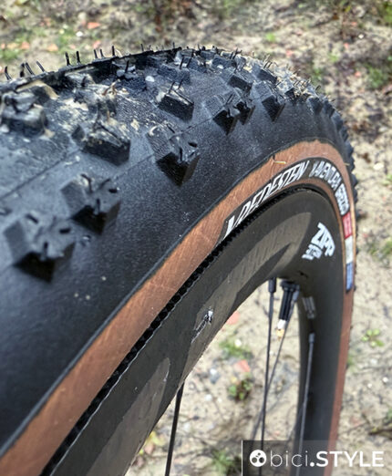Vredestein Aventura Grezzo, il tubeless gravel che morde