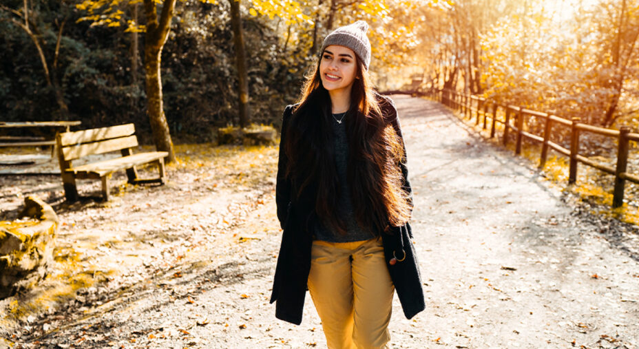 Passeggiata contro la sedentarietà, salute (depositphotos.com)