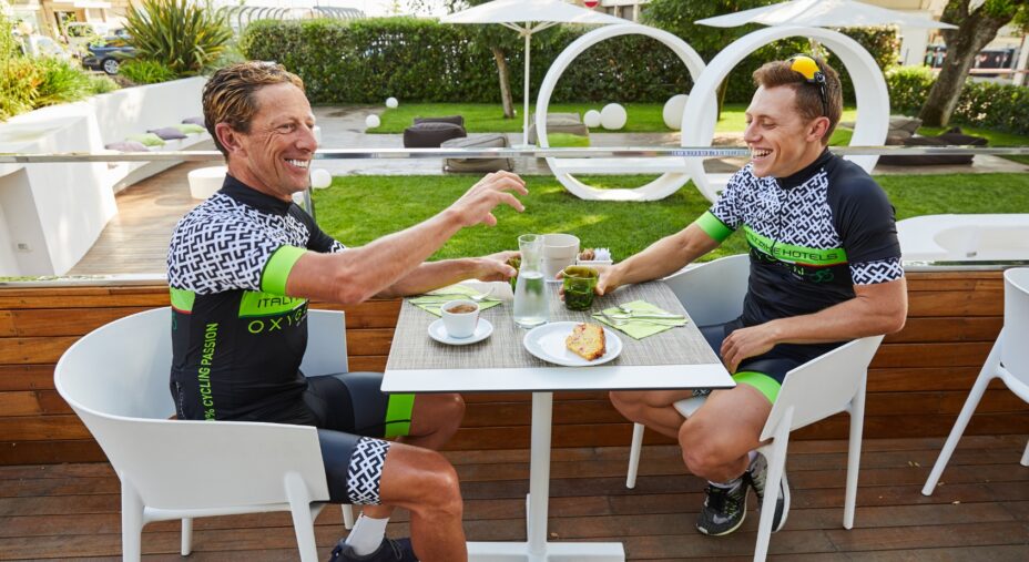 Oxygen Cycling Hotel, colazione