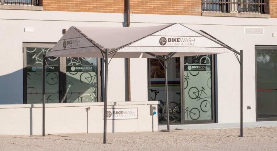 Hub Bike Hotel Gubbio, bike wash