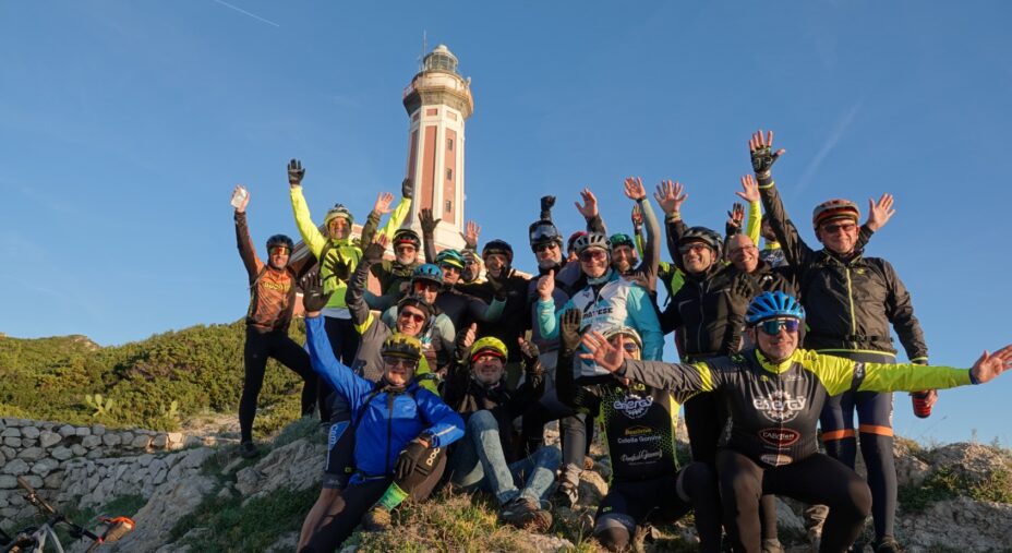 Capri Obliqua, ciclisti al Faro di Punta Carena