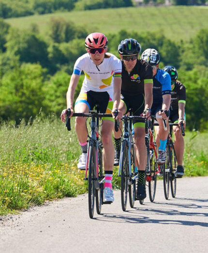 L'occasione agonistica è utile per scoprire le bellezze del territorio croato, ideale per vacanze fra bici e spiaggia...