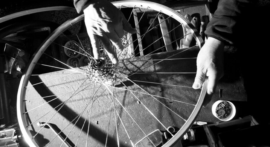 La produzione Rossignoli ha sempre mantenuto un carattere artigianale: il suo punto di forza