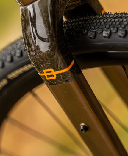 La forcella della Brera 2026 è in carbonio. Possibile montaggio di pneumatici fino a 47 mm