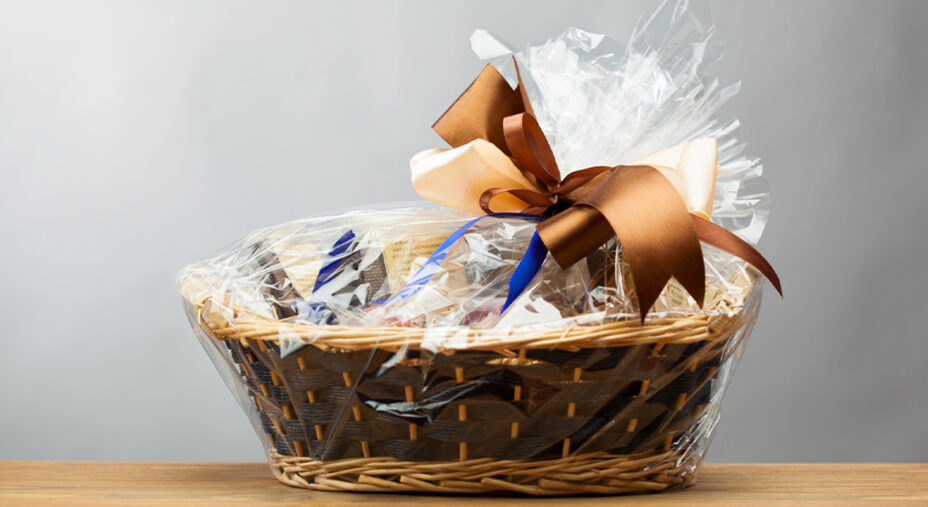 Cesto di Natale, regalo, alimentazione (depositphotos.com)